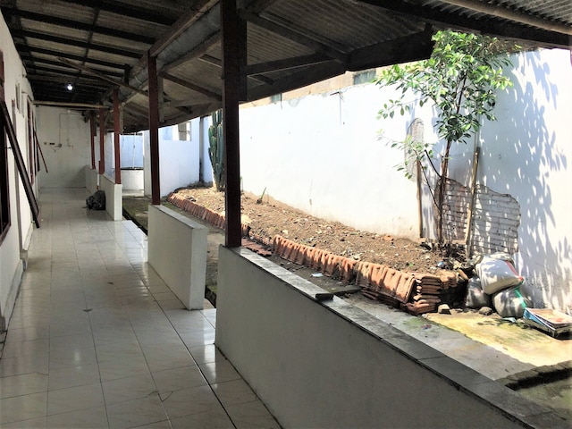 タンバク・バヤン・ゲストハウス