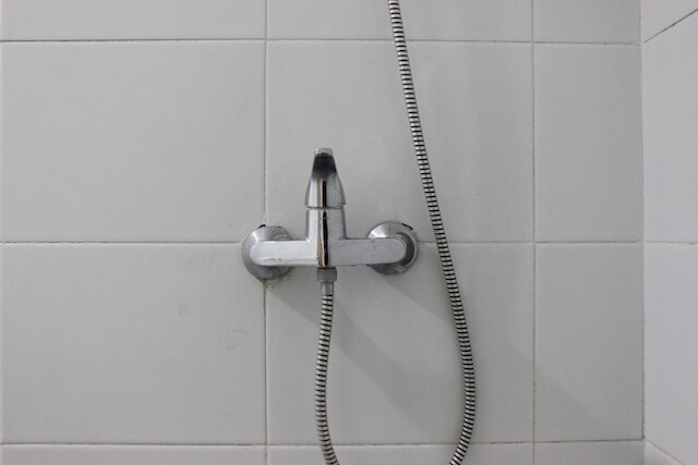 コンフィ & アーツィー スタジオ アット ビバリー ダゴ アパートメント