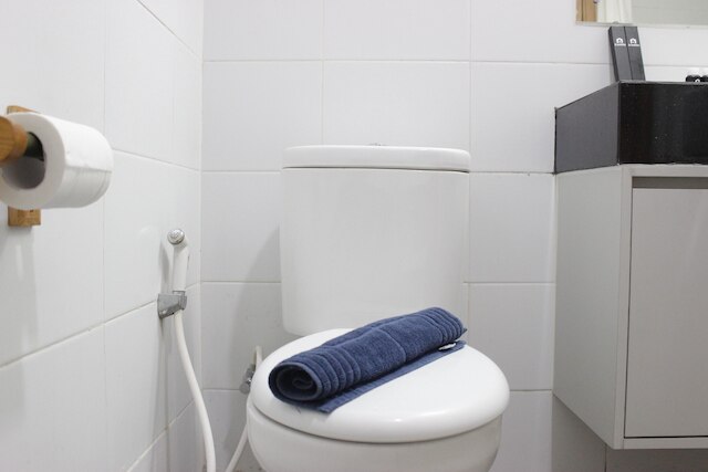 コンフィ & アーツィー スタジオ アット ビバリー ダゴ アパートメント