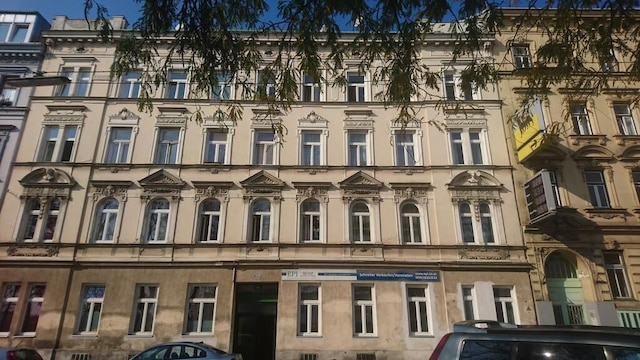 アバイ ホステル