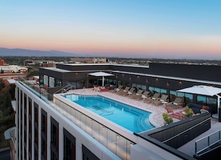 グラデュエート バイ ヒルトン トゥーソン