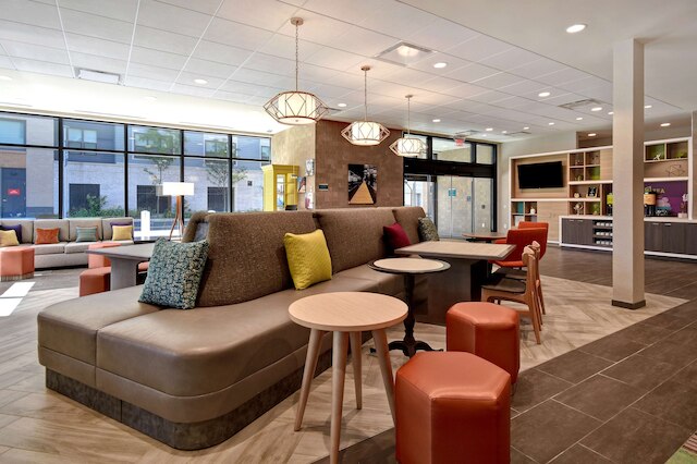 ホーム 2 スイーツ バイ ヒルトン ボストン サウス ベイ