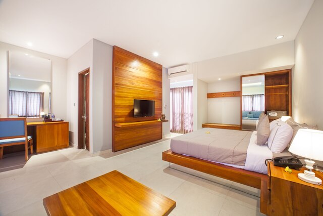 バリ カルマ サトラ ホテル