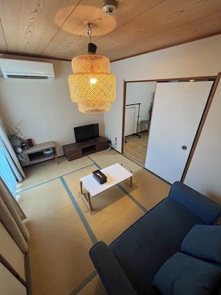 EX Tenjinnomori Apartment 202