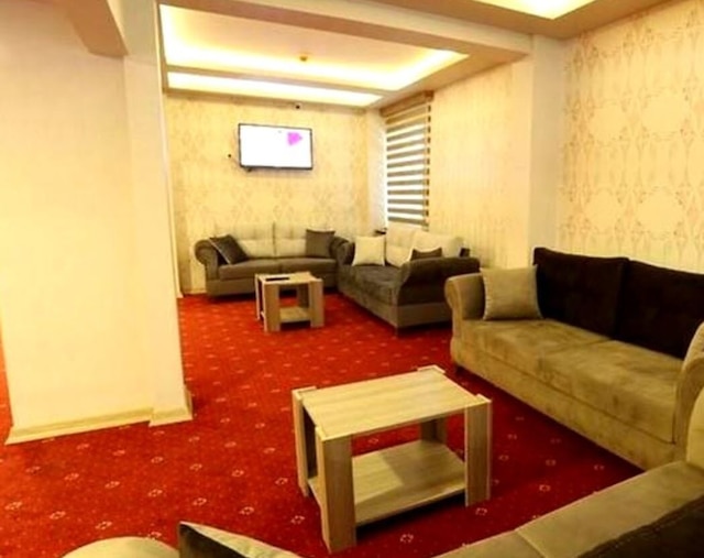 オテル KGZ コナギ