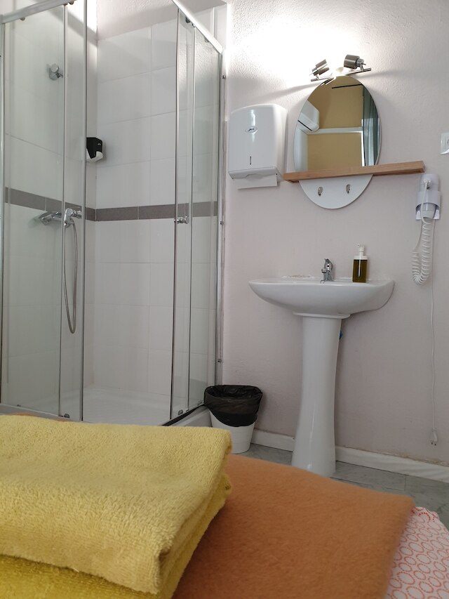 ホスタル プラザ ルナ