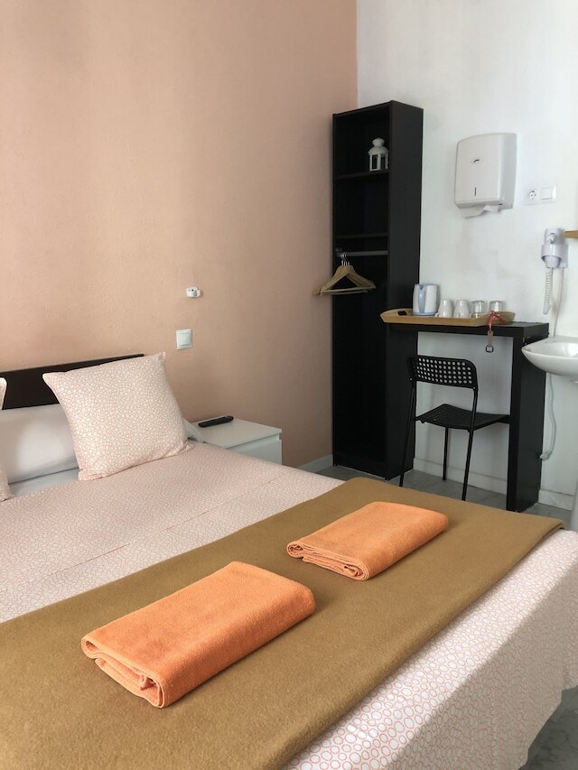 ホスタル プラザ ルナ