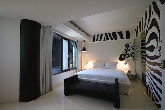 Papa Whale - Kaohsiung Formosa Boulevard