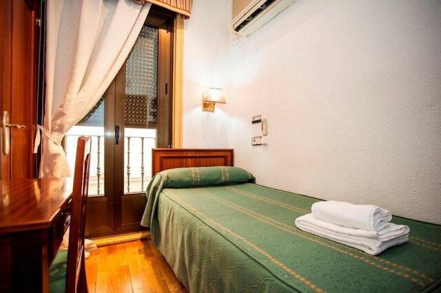 ペンシオン カレラ