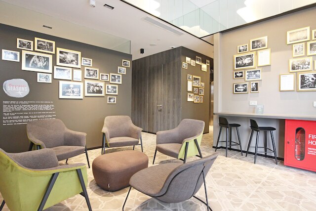 STシグネチャージャラン・バサール, デイユーズ, 5時間: 5PM-10PM