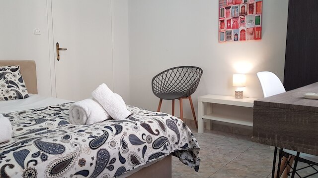 エラ - チョコレート - アテネ センター