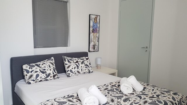 エラ - カーミン - アテネ センター 150M 6 ベド 3 バス