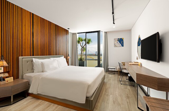 ハイアン リバーフロント ホテル ダナン