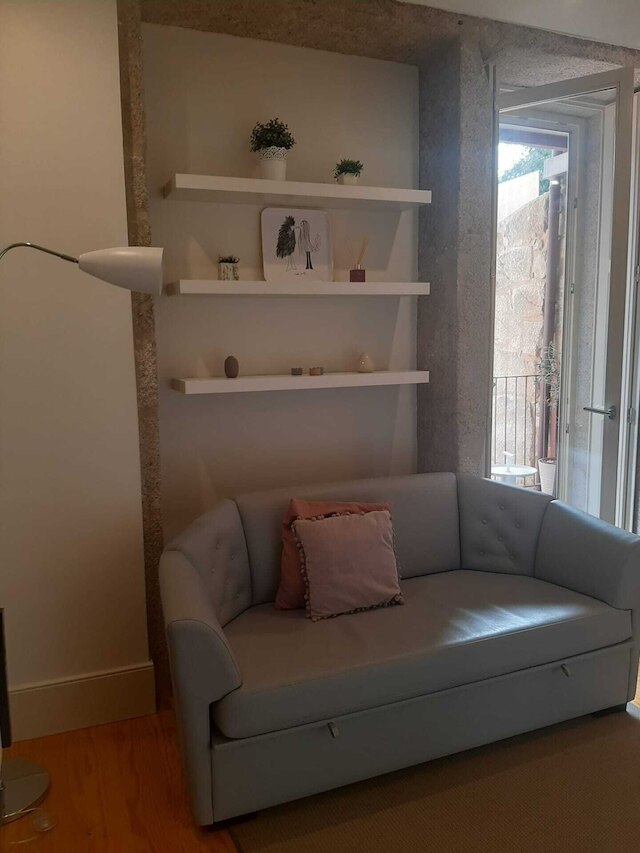 オーム - アルマダ アパートメンツ