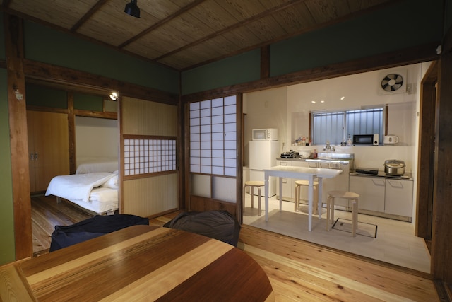 Vacation rentals -kou-