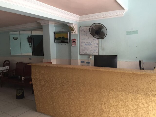 ゴールデン ブリッジ ゲスト ハウス