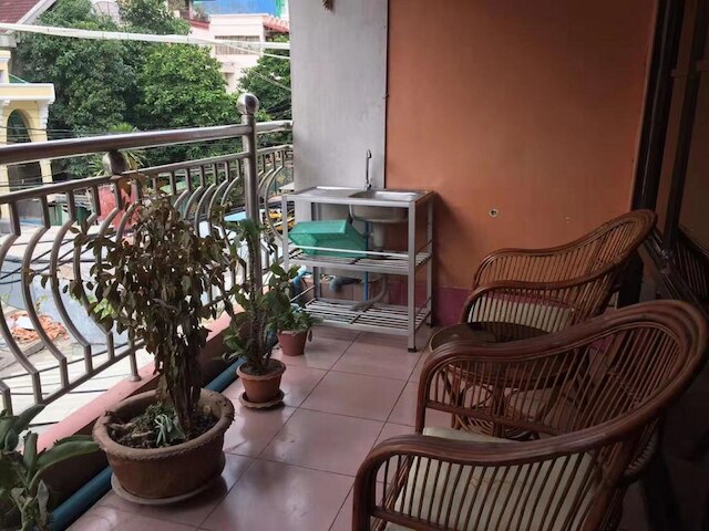 ゴールデン ブリッジ ゲスト ハウス