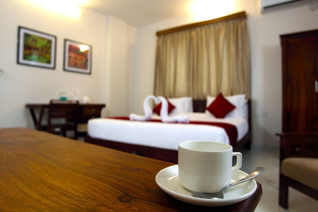 クリムゾン ロータス バンガロール