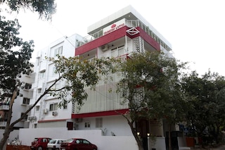 クリムゾン ロータス バンガロール