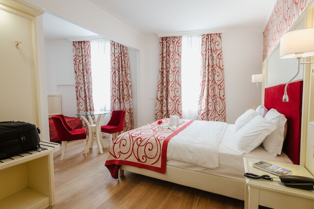 ホテル チッタ ディ パレンツォ