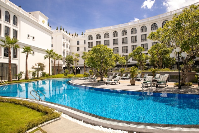 シルク パス グランド フエ ホテル