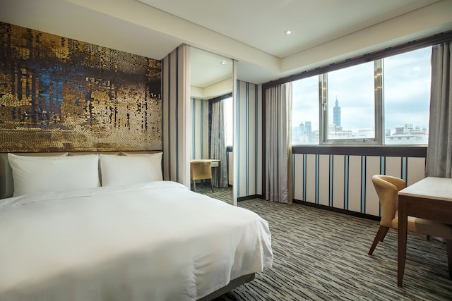 Hej Taipei Arena Hotel