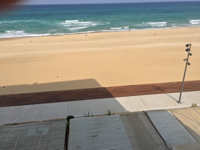 パーフェクトシービューアパートメントは、リビの設備と利点を楽しむことができます