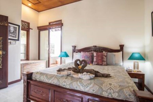 ガーデニア ガーデンズベスト ブレックファスト イン バリ