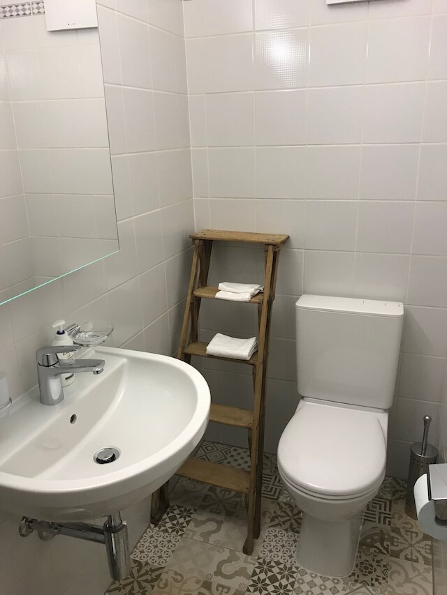 EPFLとローザンヌ市中心部近くの大きなスタジオ