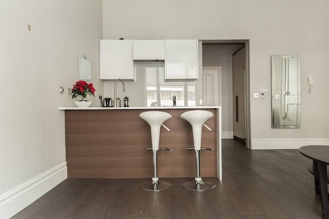 モダン 1 ベッBルーム ペリオド プロパティ イン ケンジントン