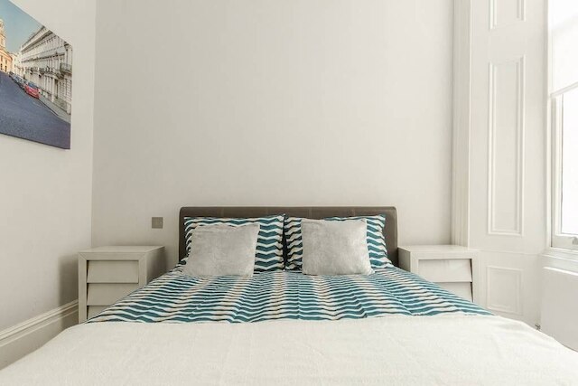 モダン 1 ベッBルーム ペリオド プロパティ イン ケンジントン