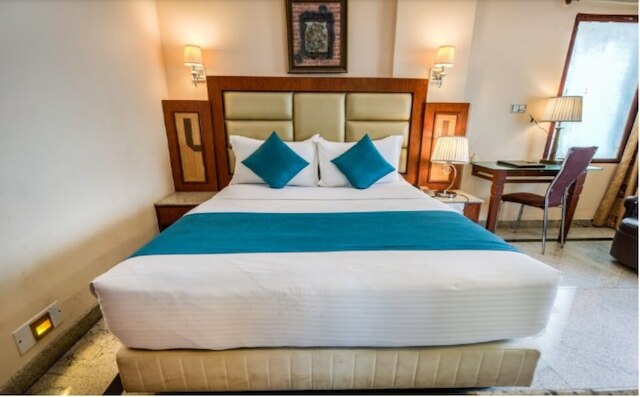 ゴールデン メトロ ホテル