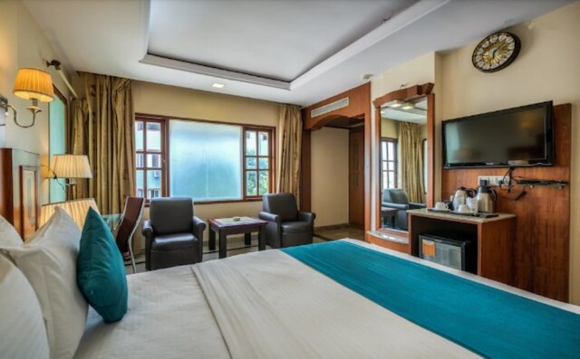 ゴールデン メトロ ホテル