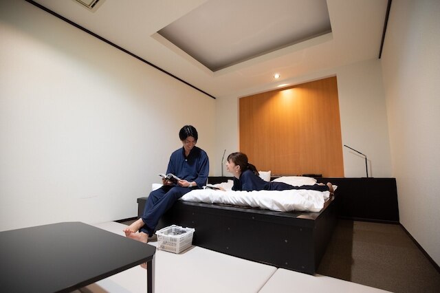 マンガホテル東郷