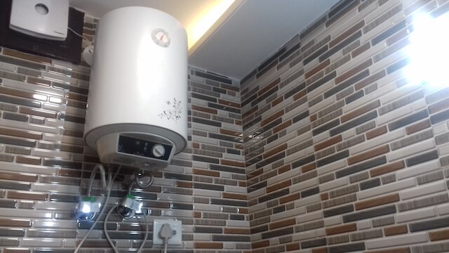 豪華なS.デリ外国人エリア、非常に安全、ラジパット・ンガー-2