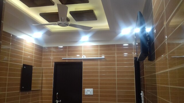 豪華なS.デリ外国人エリア、非常に安全、ラジパット・ンガー-2