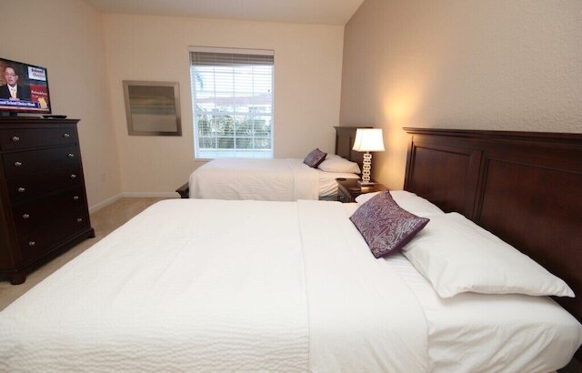 7-305 3 ベッドルームコンド バイ レッドオーニング