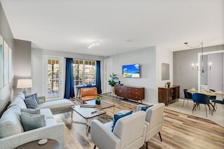 ヴェロズ ジェム デラックス 3 ベッドルーム コンドミニアム バイ レッドオーニング