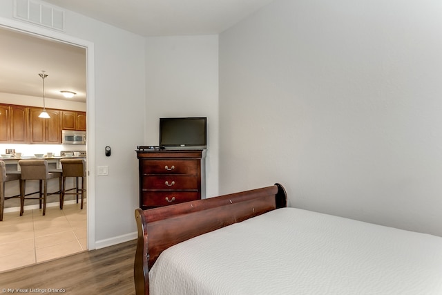 スプリング レイクビュー 3 ベッドルーム コンド バイ レッドオーニング