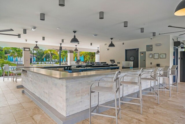 トロピカル ドリームス タウンホーム 3 ベッドルーム コンド バイ レッドオーニング