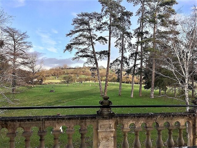 シャトー ドゥ ラ ブリブルディエール - 8 ミン カブール