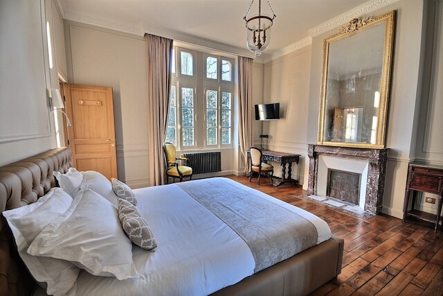 シャトー ドゥ ラ ブリブルディエール - 8 ミン カブール