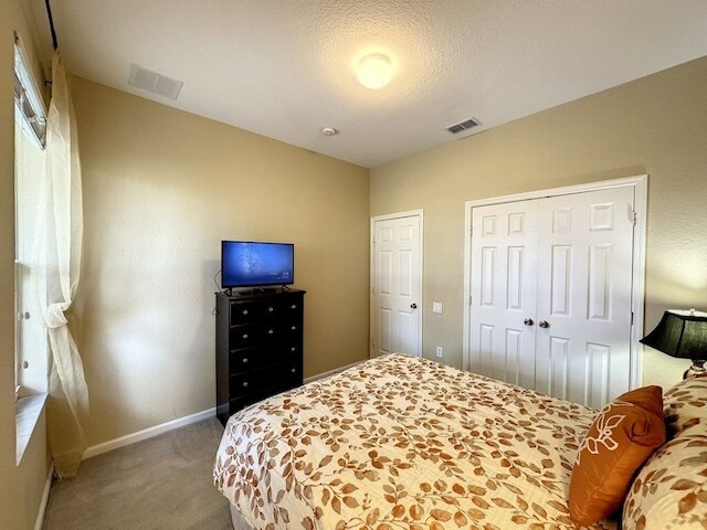 ディス アメージング 6 ベッドルーム プロパティ ウィズ ア レイク ビュー ヴィラ バイ レッドオーニング