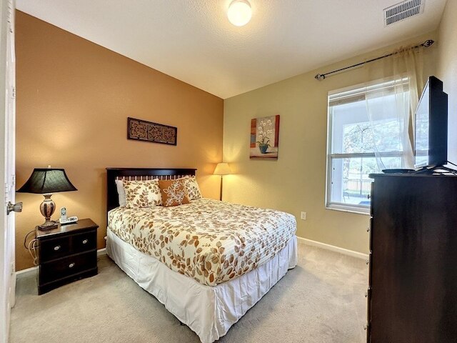 ディス アメージング 6 ベッドルーム プロパティ ウィズ ア レイク ビュー ヴィラ バイ レッドオーニング