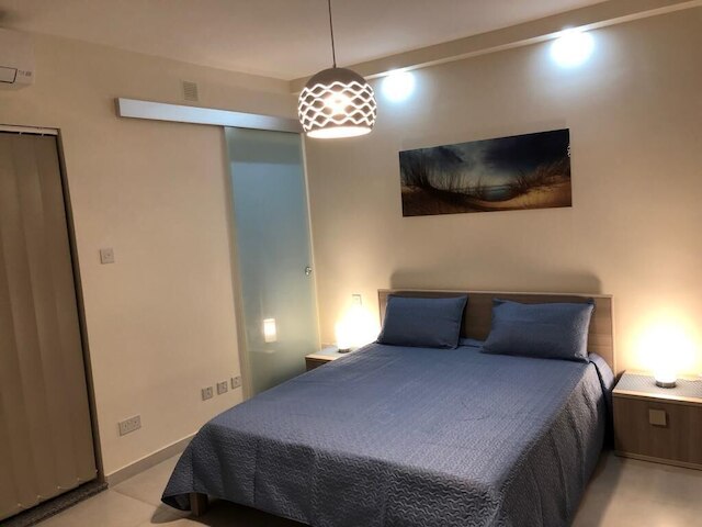 シービュー 2 ベッド アパートメント ビーチ ニア Hpi7738