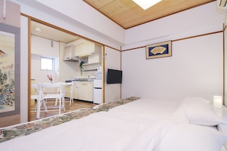 第三久保井ビル 302