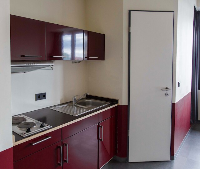 ベース アパートメンツ