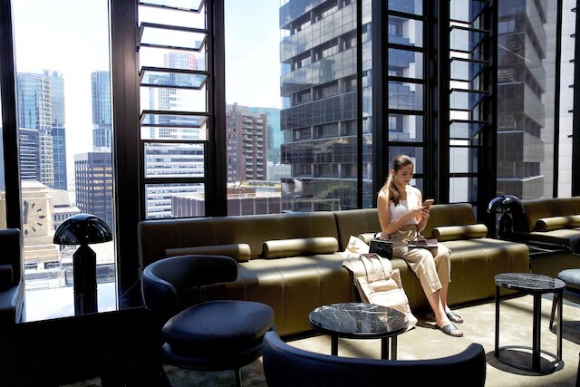 Aバイ アディナ シドニー