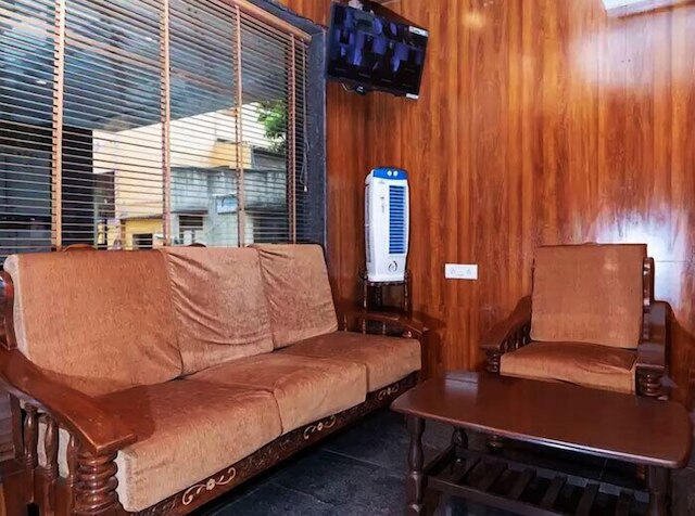 スワルナム レジデンシー