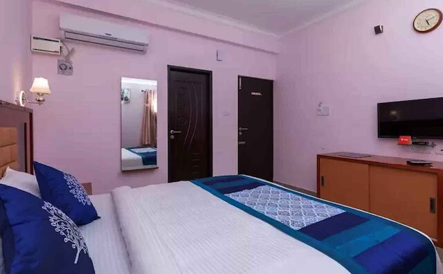 スワルナム レジデンシー